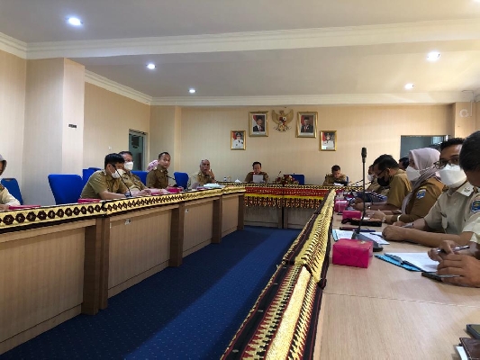 RAPAT PEMBAHASAN EVALUASI RANCANGAN  PERATURAN DAERAH DAN RANCANGAN PERATURAN WALIKOTA TENTANG PENJABARAN PERTANGGUNGJAWABAN PELAKSANAAN APBD TAHUN 2021.